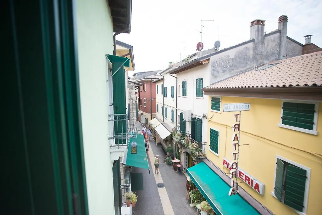 Lazise Boutique Apartment Lago E Relax