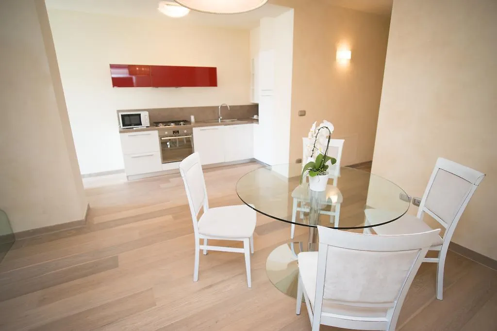 Lazise Boutique Apartment Lago E Relax
