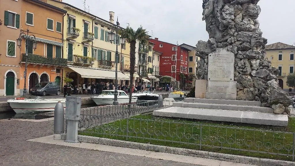 Lazise Boutique Apartment Lago E Relax