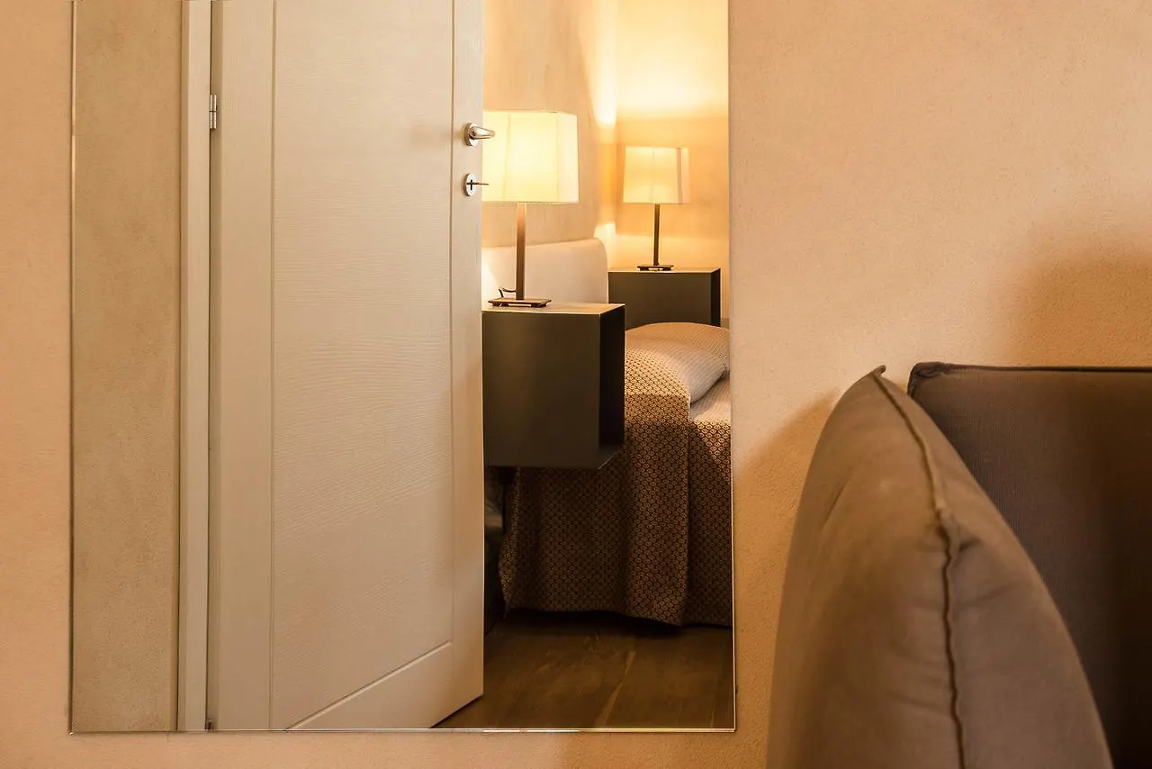 Lazise Boutique Apartment Lago E Relax